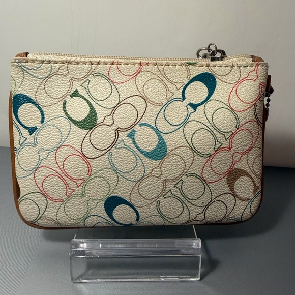 EUC Coach Chelsea Heritage Wristlet - Picture 6 of 15